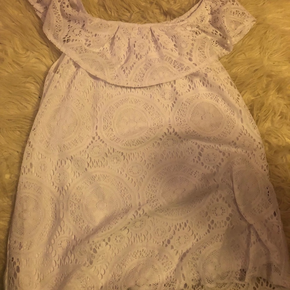 Off the shoulder white top!